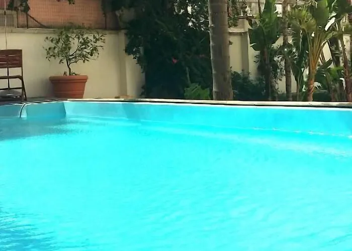 Bed & Breakfast Sea Garden -