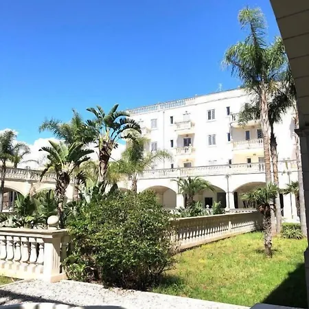 Sea Garden - Bed and Breakfast 4*